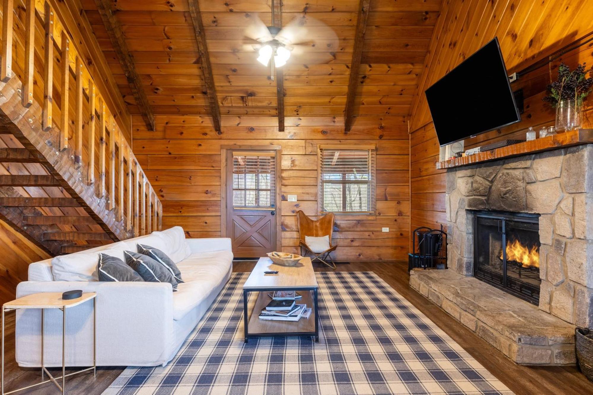Dudley II By Avantstay Comfortable Cabin W Hot Tub Views Pigeon Forge Luaran gambar