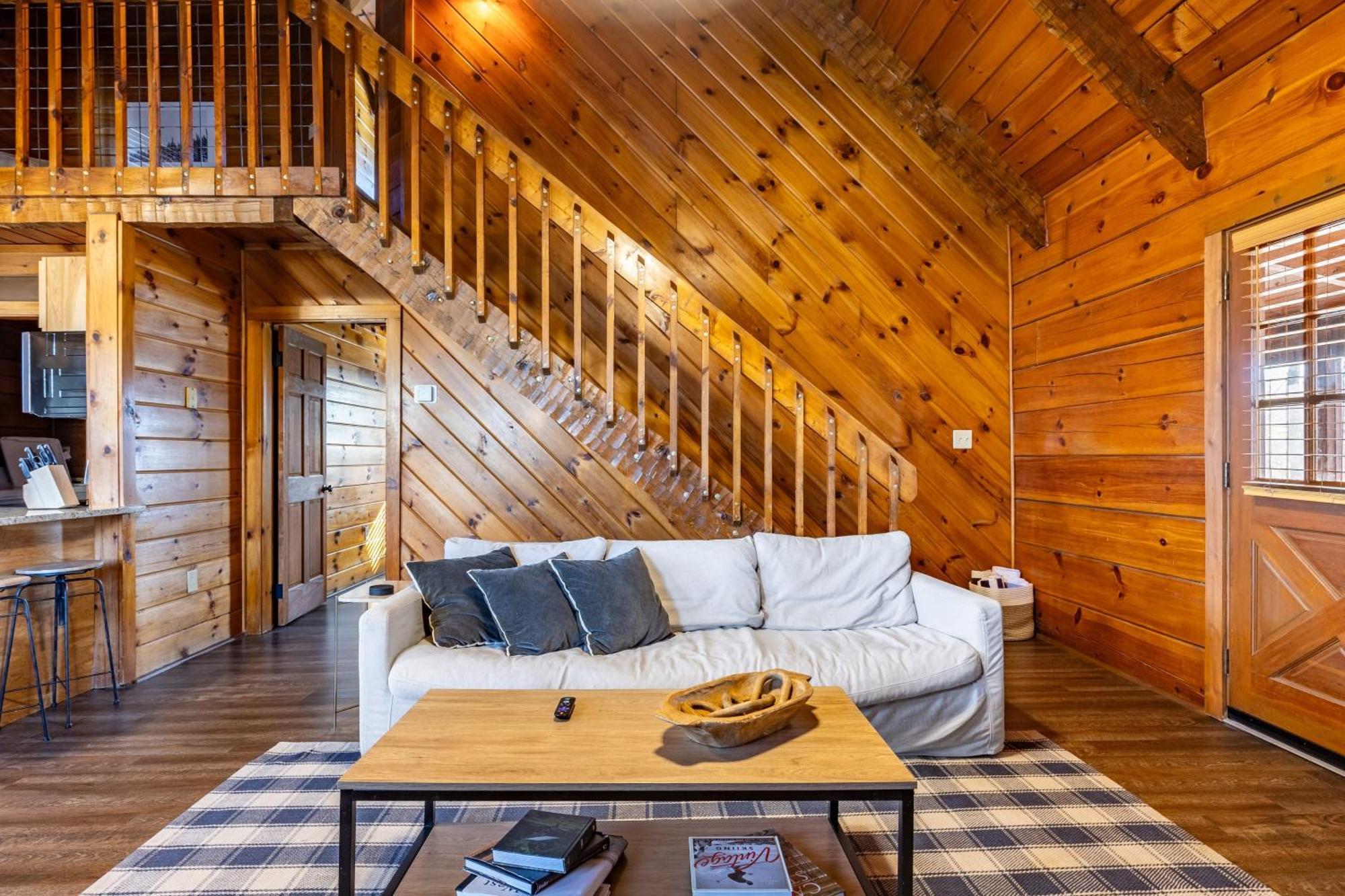 Dudley II By Avantstay Comfortable Cabin W Hot Tub Views Pigeon Forge Luaran gambar