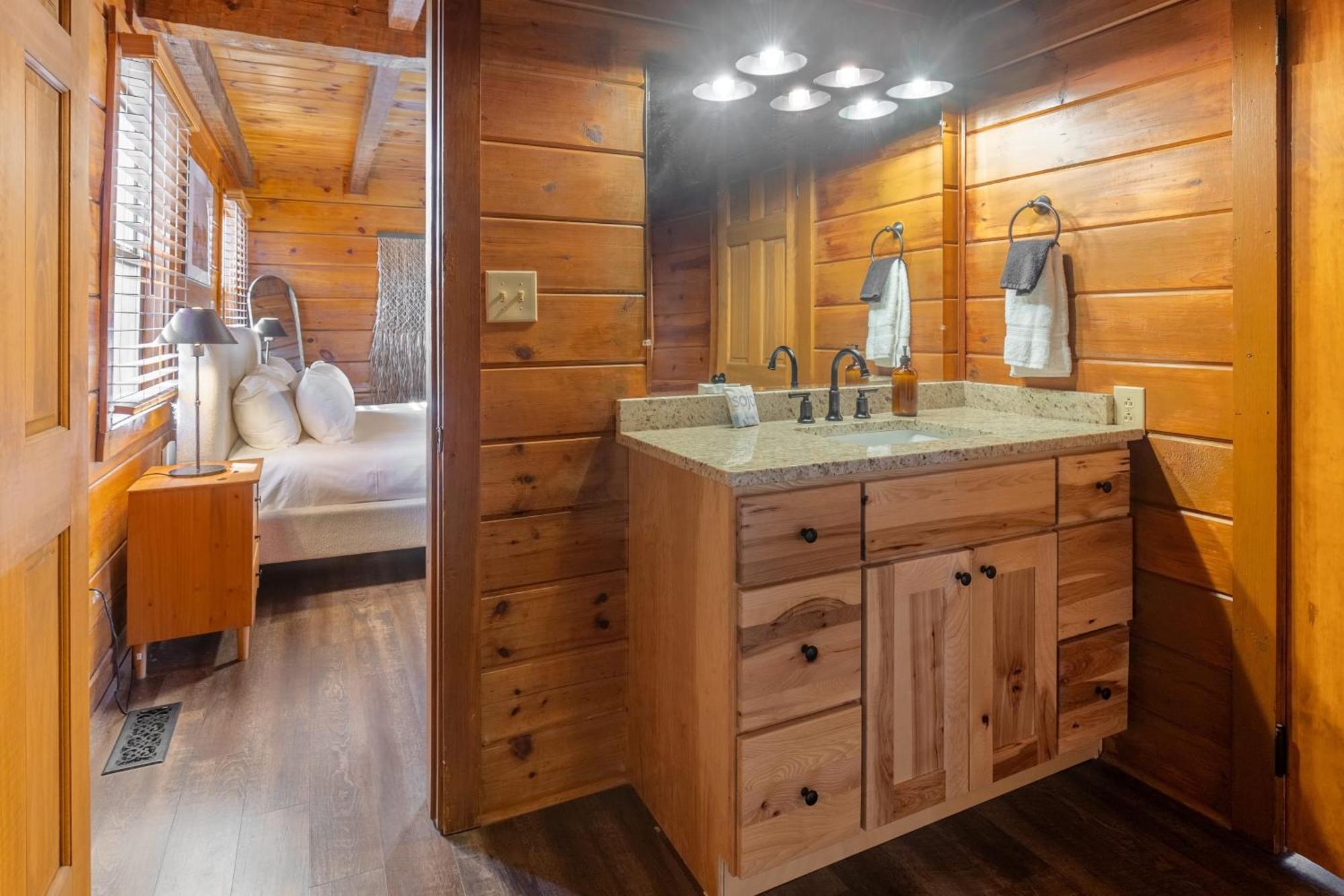 Dudley II By Avantstay Comfortable Cabin W Hot Tub Views Pigeon Forge Luaran gambar